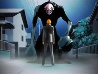 Ichigo facing a hollow